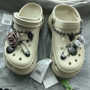 CROCS Bae Metallic Rosette Clog (Women) 10M